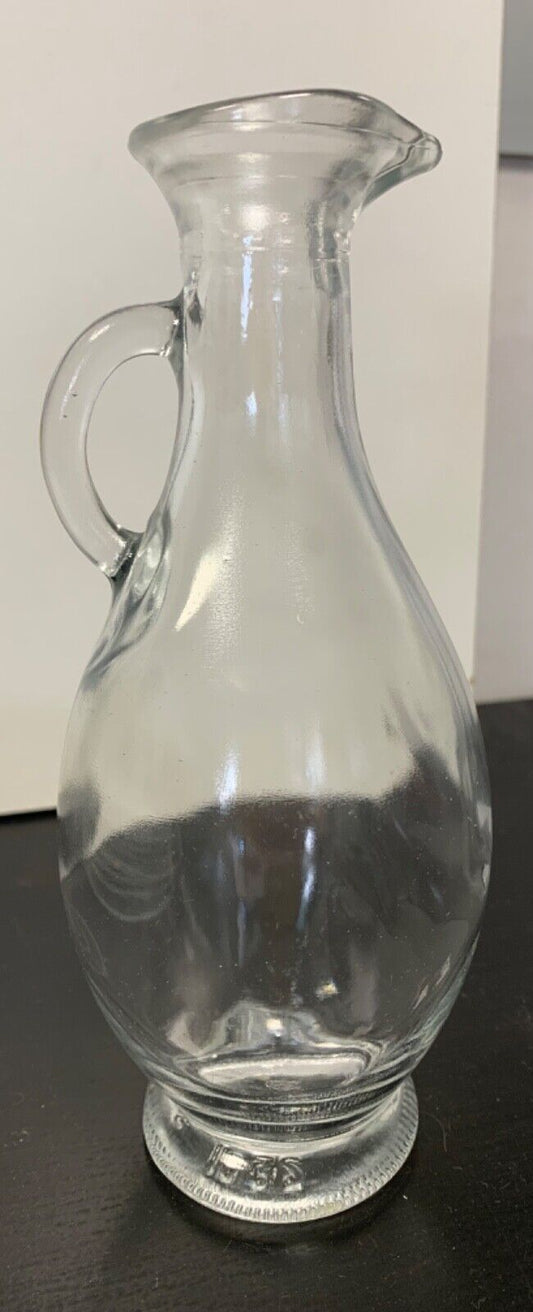 Glass wine carafe 