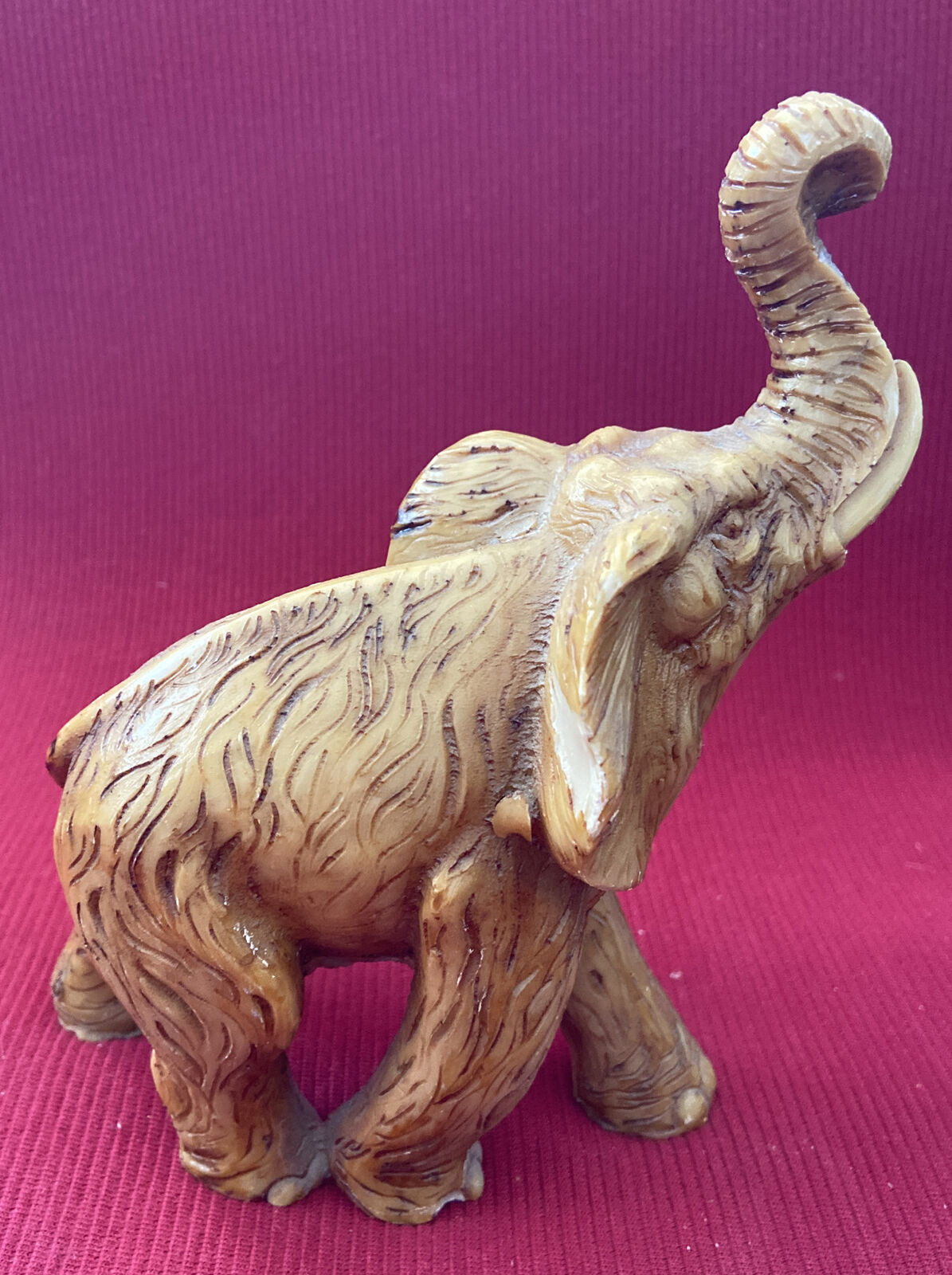 Elephant Statue "LUCKY CHARM" trumpeting in Resin