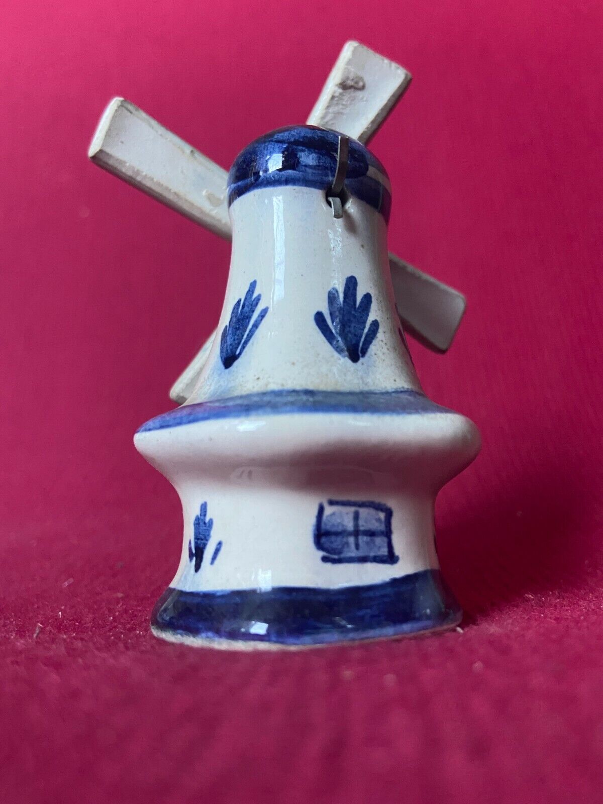 Arte sarda - mulino a vento in ceramica
