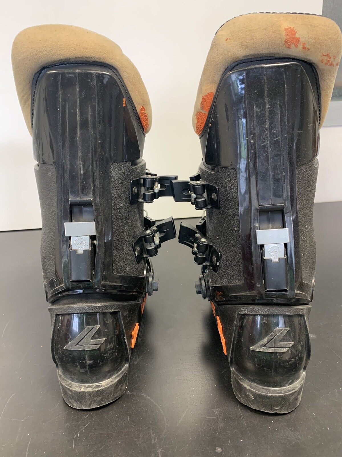 Lange XLT ski boots