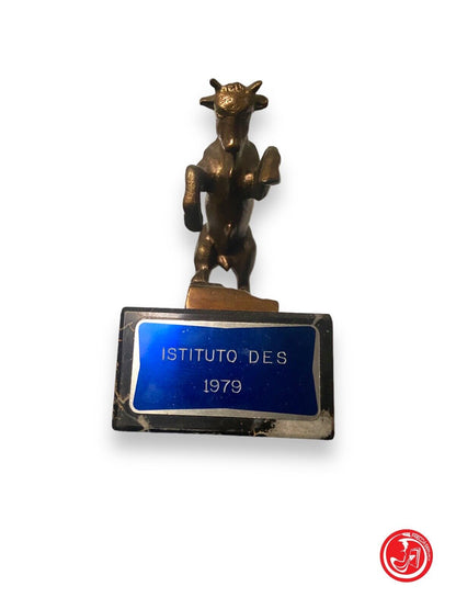 Trophée Institut DES 1979 - taureau 