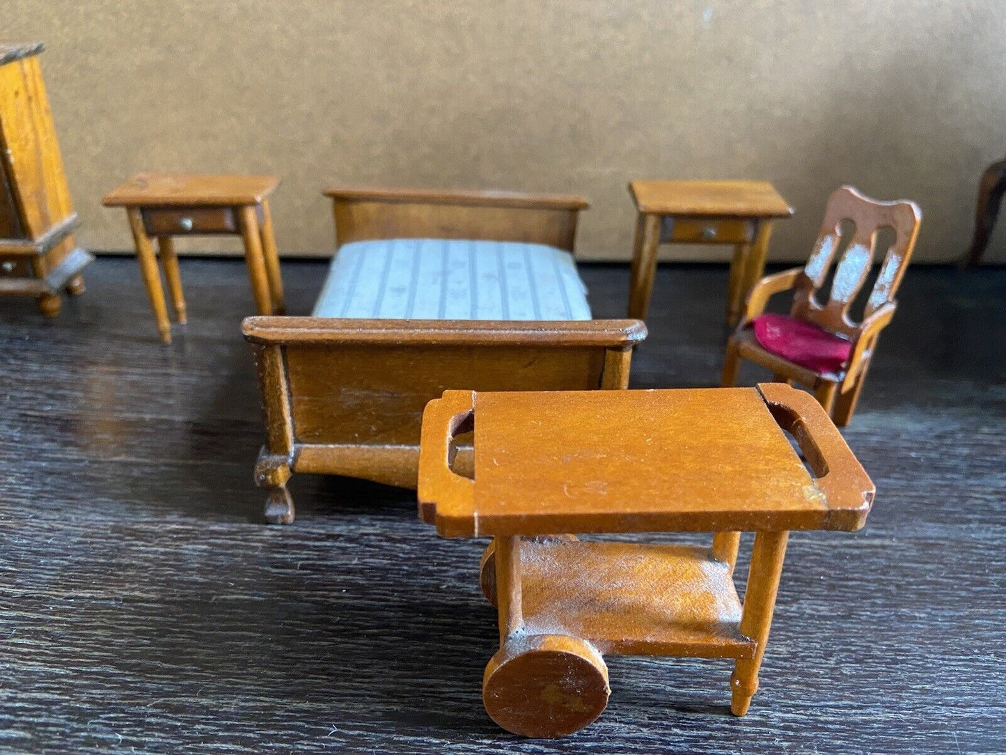 Arredamento casa bambole