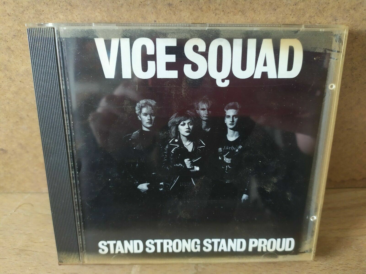 Vice Squad – Tenez bon, soyez fier 