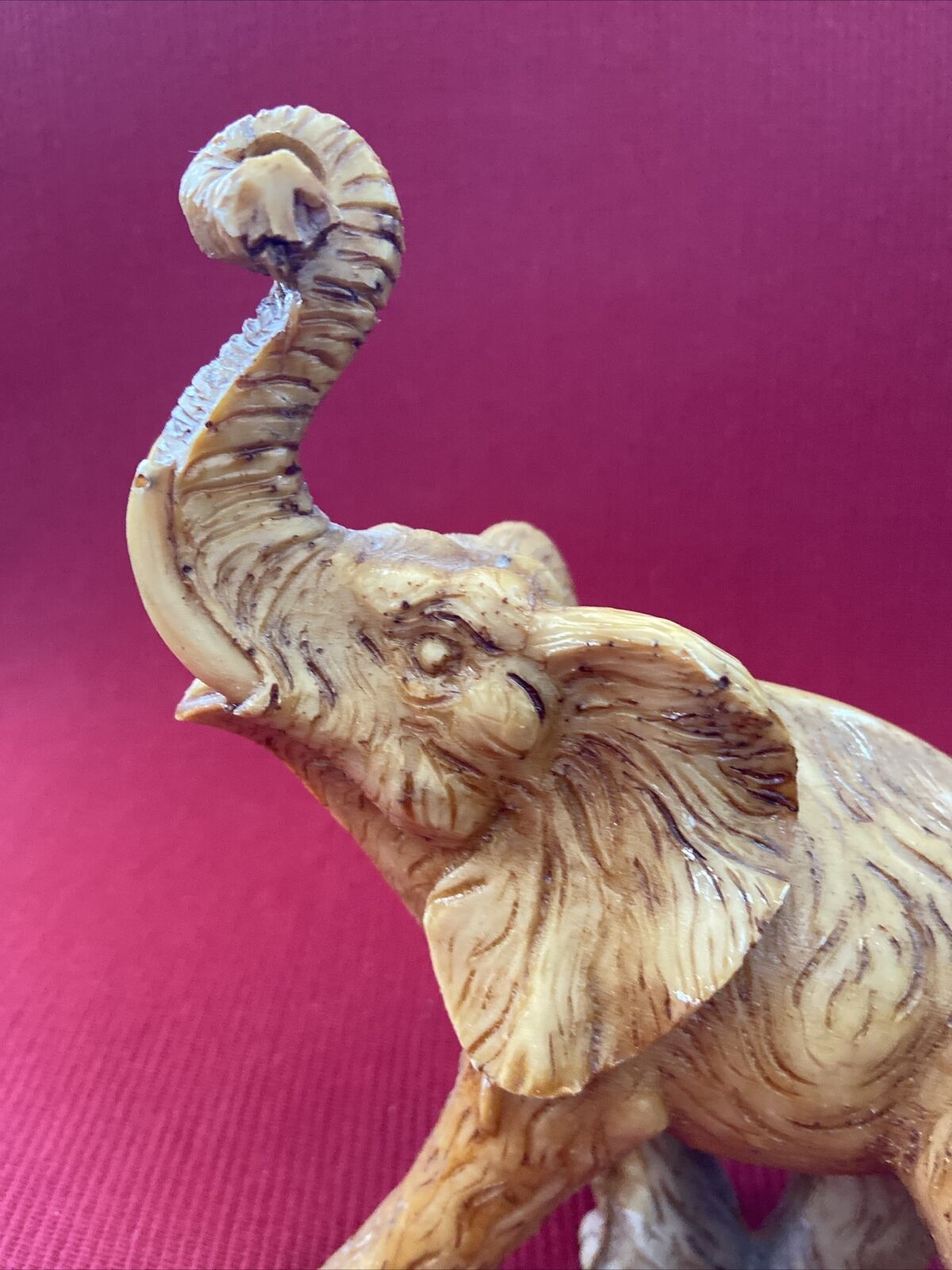 Elephant Statue "LUCKY CHARM" trumpeting in Resin