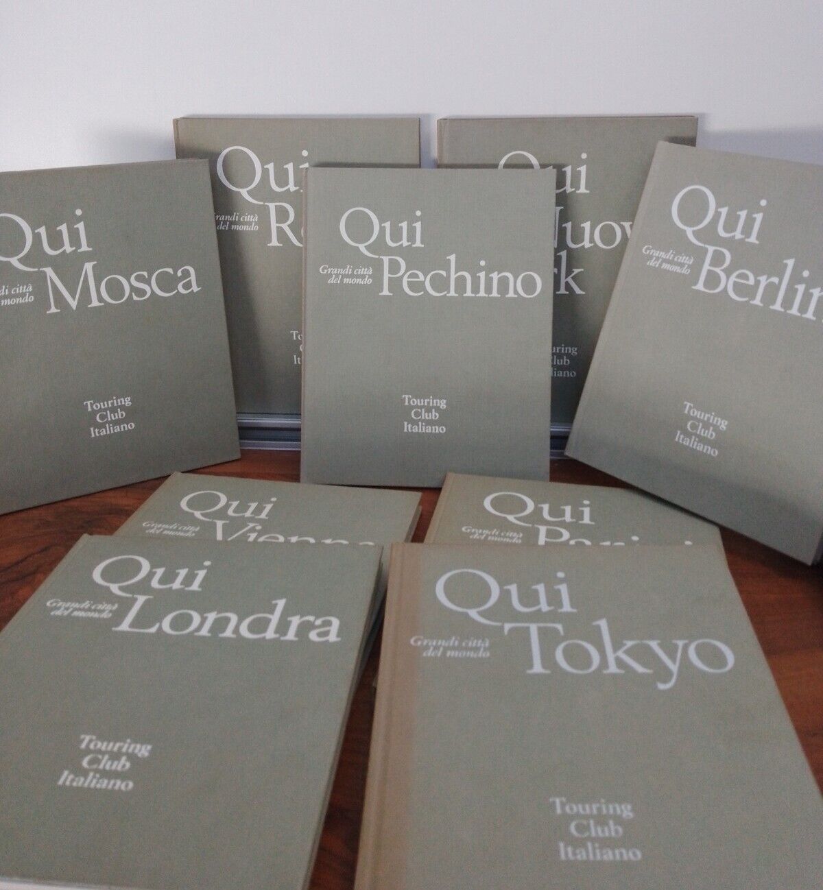 Grandes villes du monde - 9 volumes - Touring Club Italiano - 1969