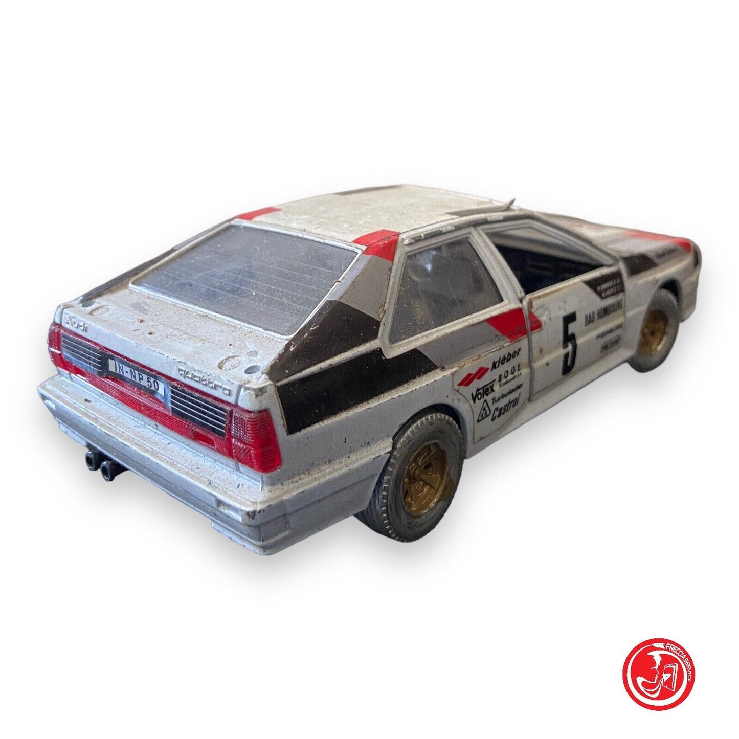 Voiture Burago Audi Quattro 