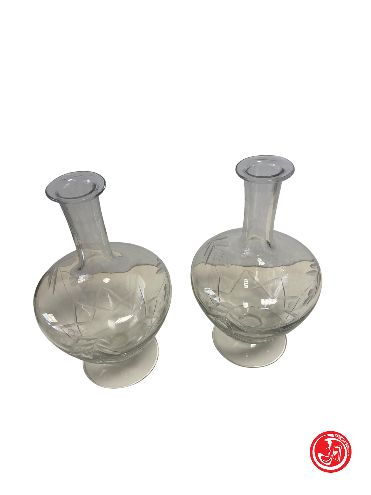 Paire de vases en verre