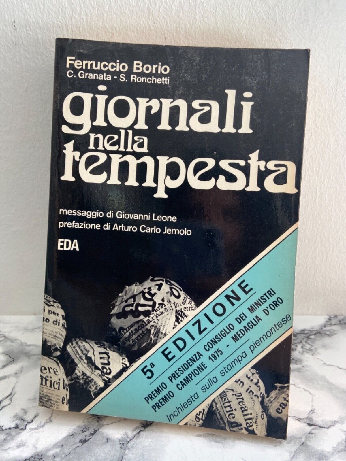 F. Borio - giornali nella tempesta