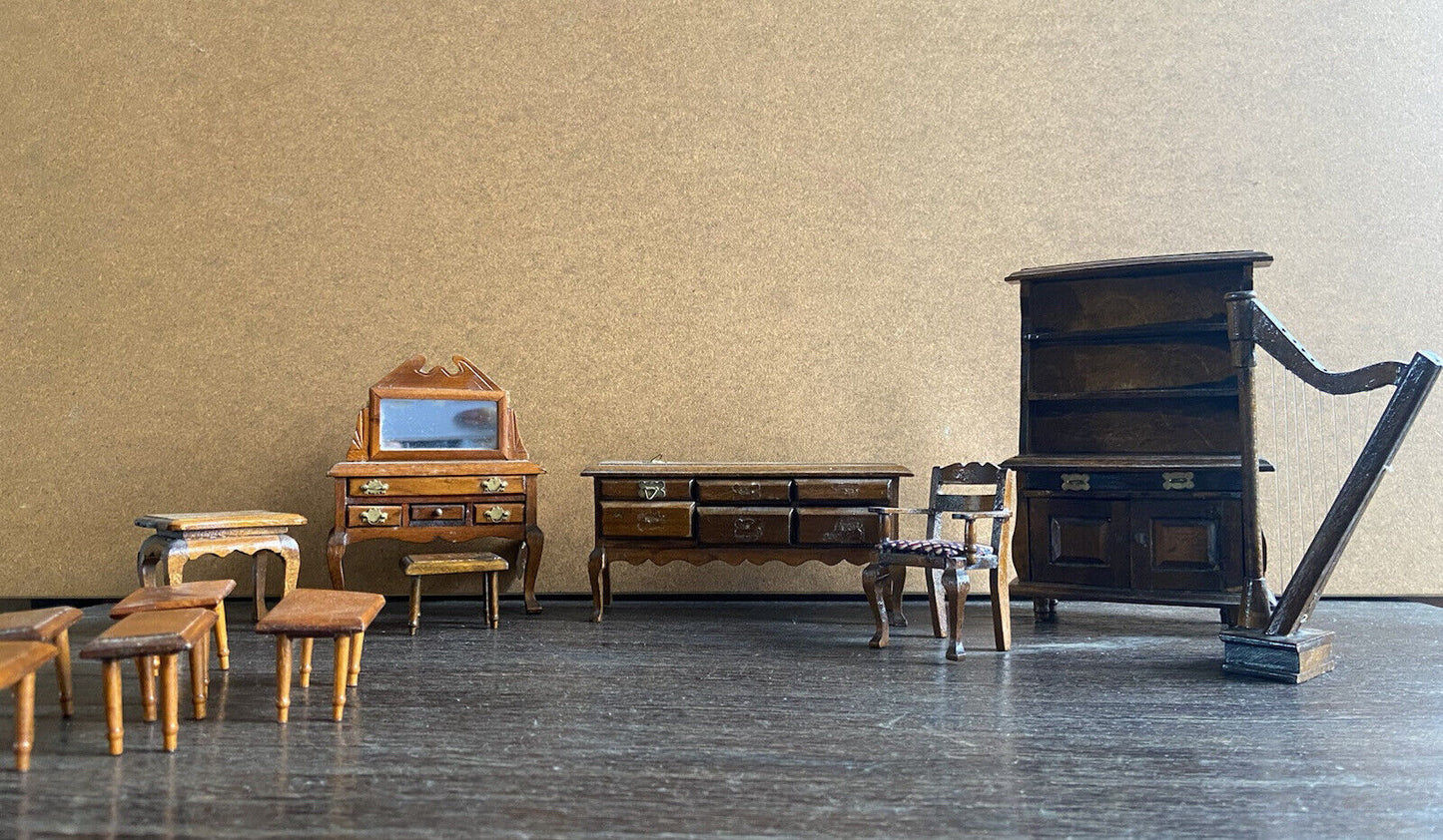 Arredamento casa bambole
