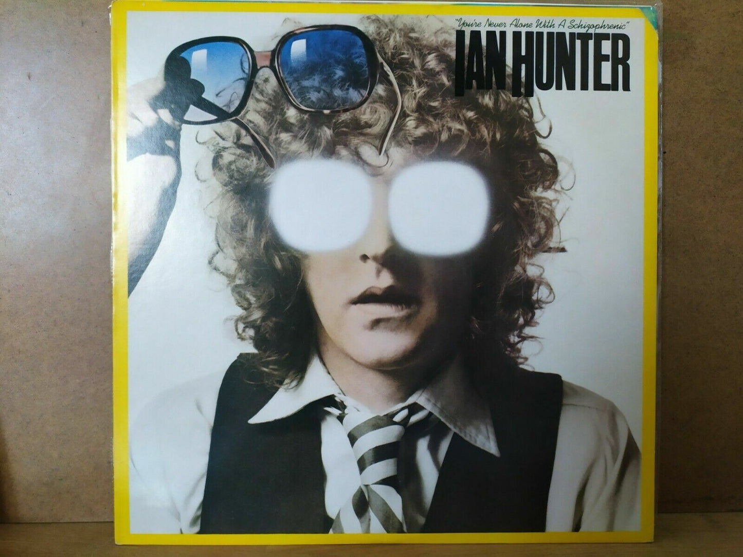 Ian Hunter – Vous n'êtes jamais seul avec un schizophrène 