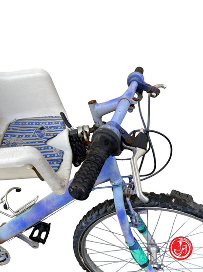 Vélo avec siège enfant 