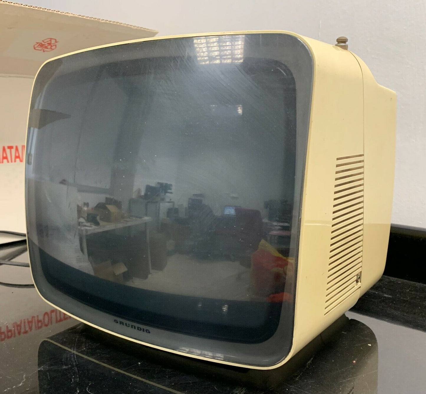 Vintage 70s television