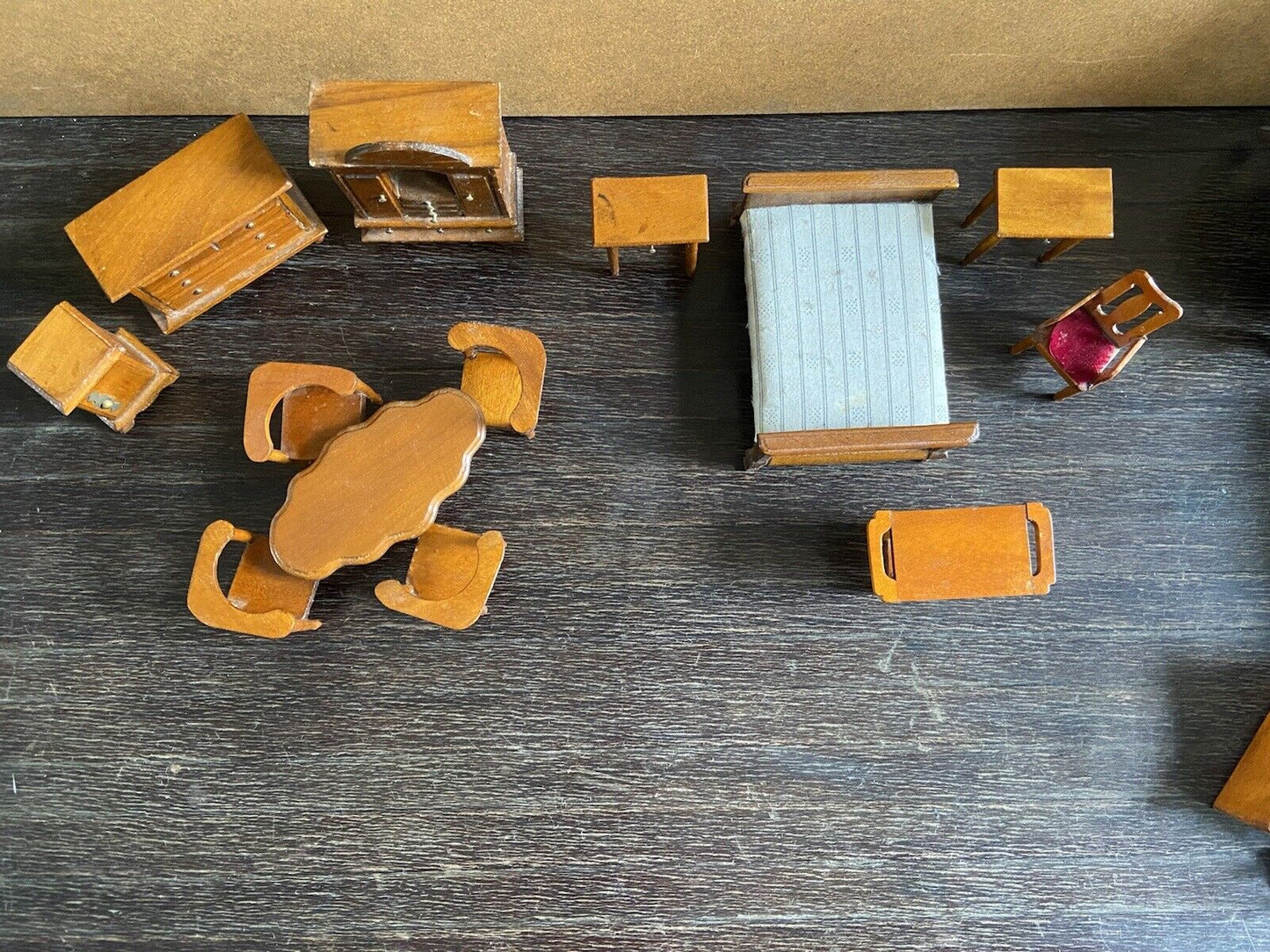 Arredamento casa bambole