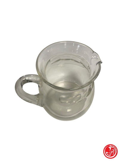 Brocca in vetro per l'acqua
