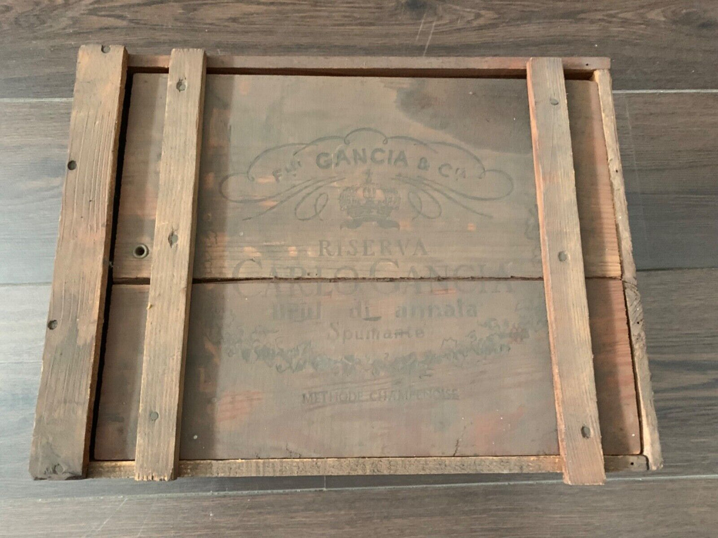 Caisse en bois de réserve Gancia
