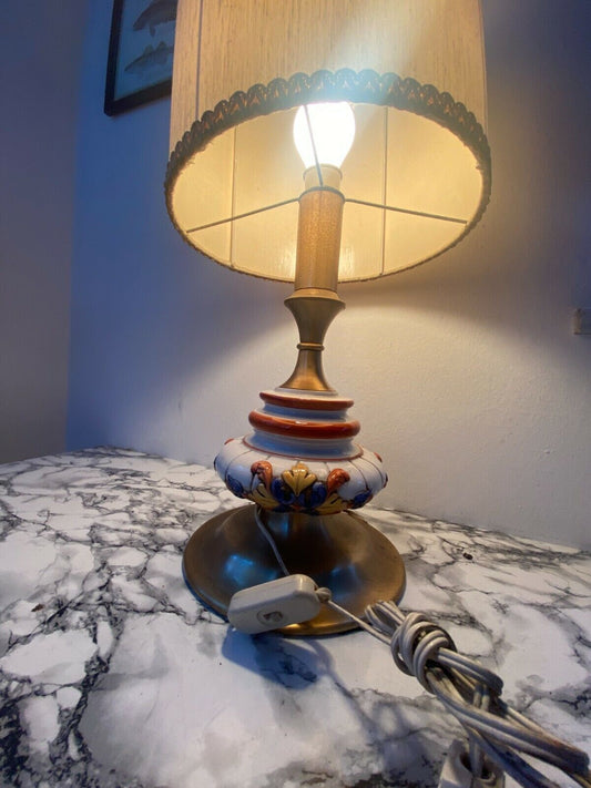 Table lamp