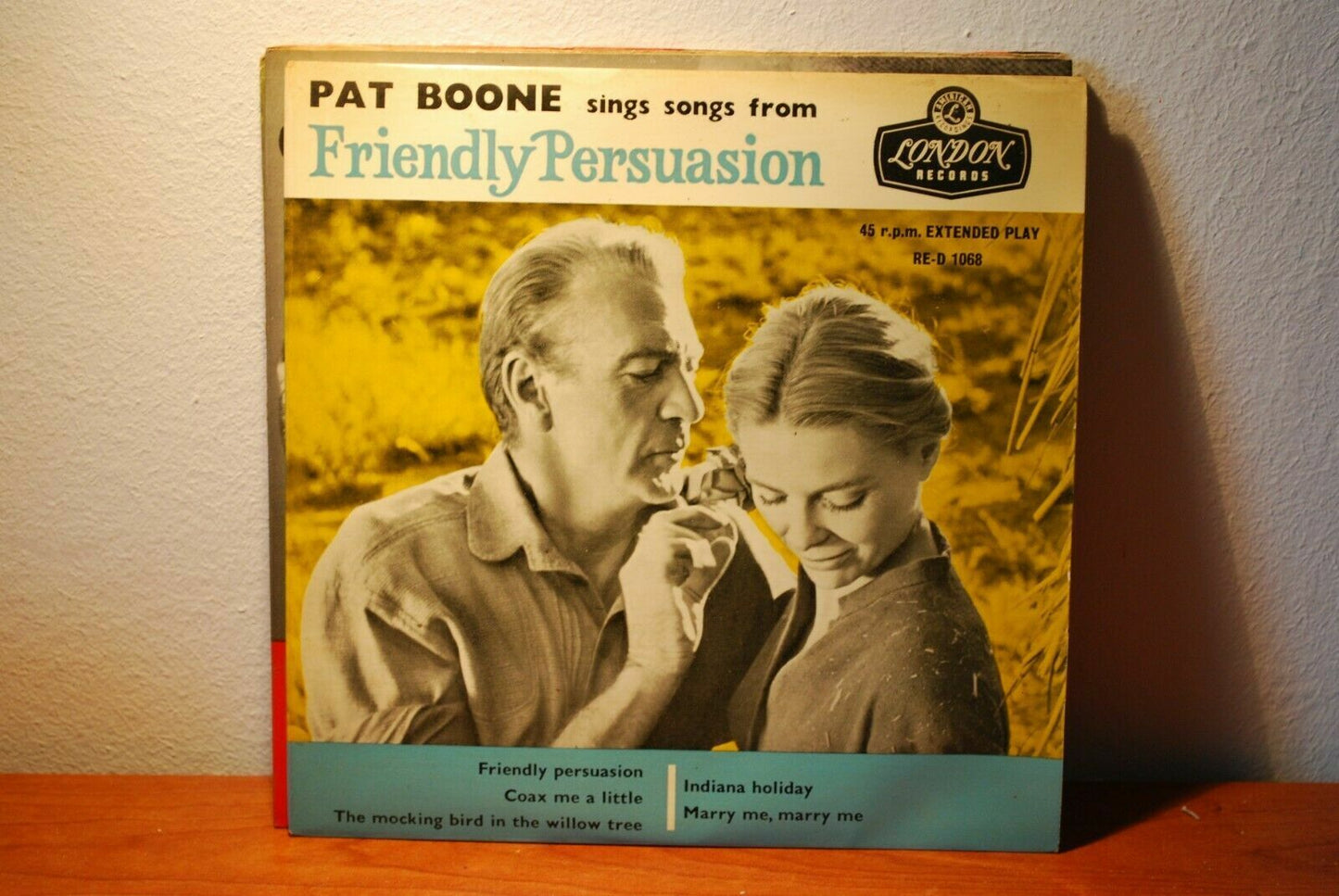 Pat Boone ‎– Pat Boone Sings Songs From Friendly Persuasion