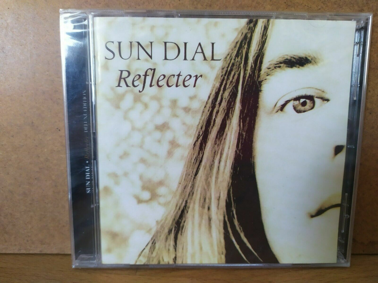 Sun Dial – Reflecter (Deluxe Edition)