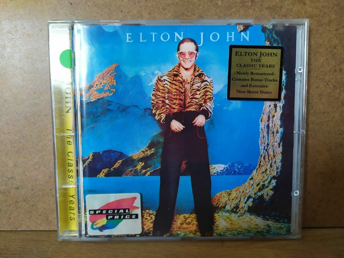 Elton John – Caribou